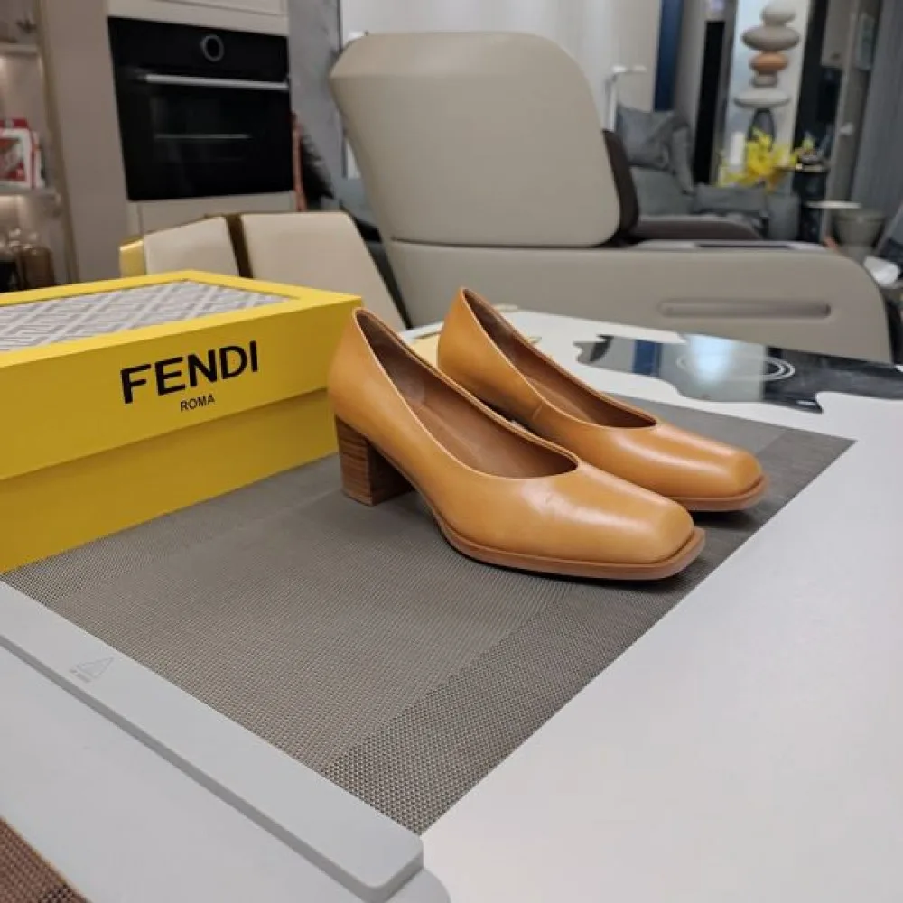 FENDI フェンデイ 2024FW レディース ハイヒール 注目されている新品 商品画像 7