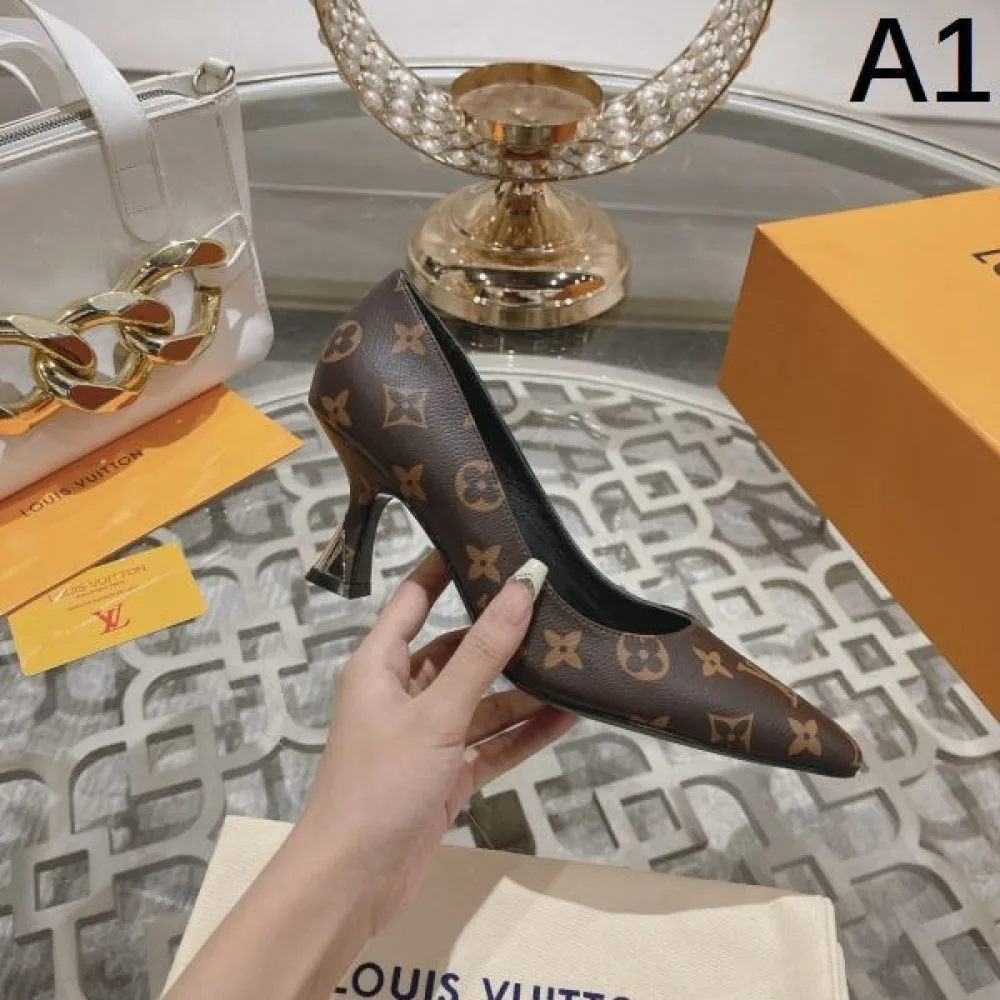 2026 プレゼントにも LOUIS VUITTON ルイヴィトン レディース ハイヒール 商品画像 1