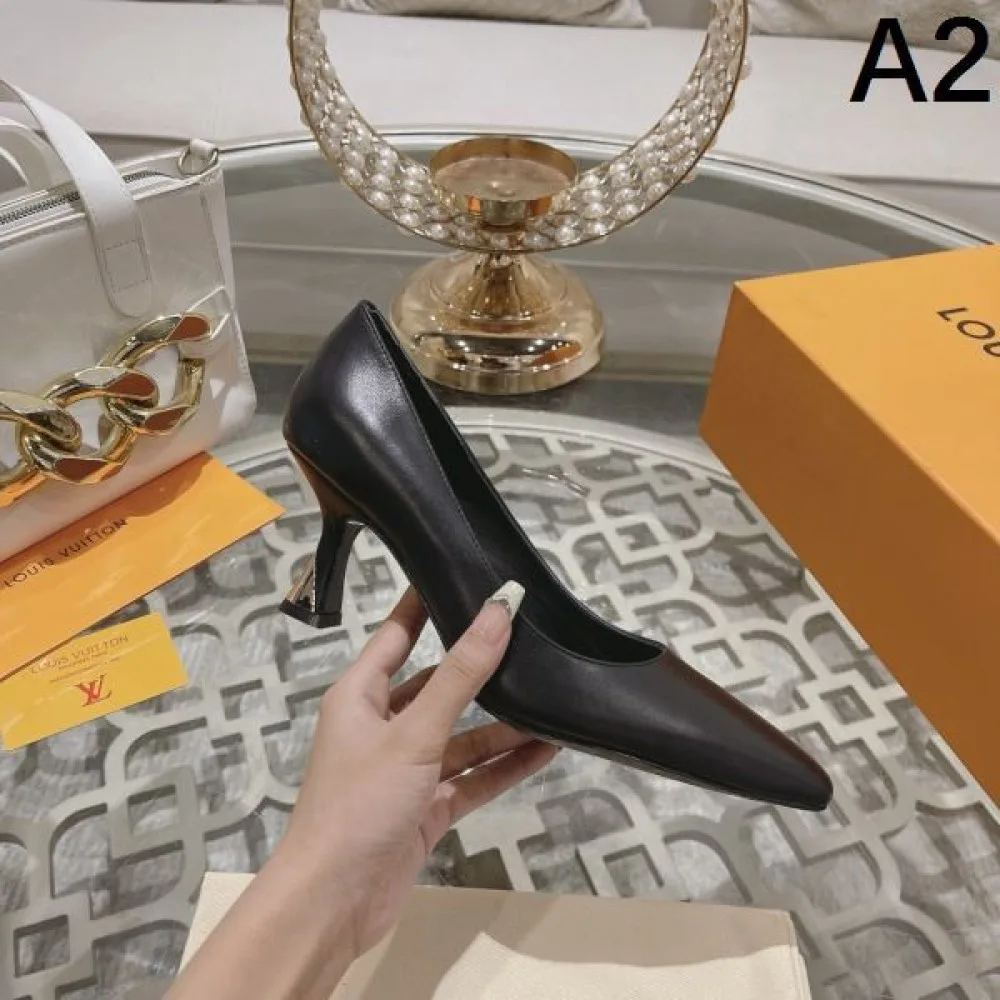 2026 プレゼントにも LOUIS VUITTON ルイヴィトン レディース ハイヒール 商品画像 2