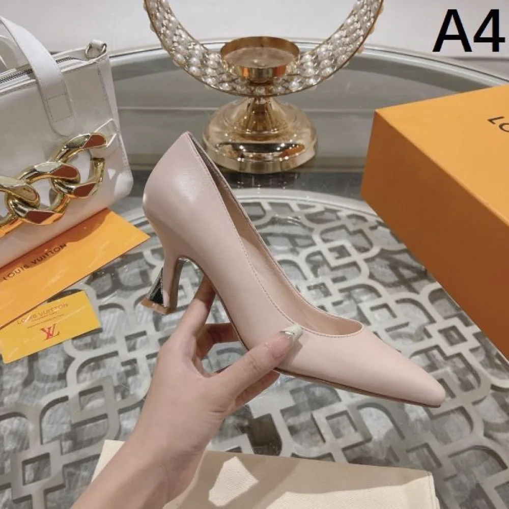 2026 プレゼントにも LOUIS VUITTON ルイヴィトン レディース ハイヒール 商品画像 4