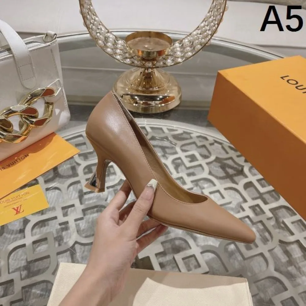 2026 プレゼントにも LOUIS VUITTON ルイヴィトン レディース ハイヒール 商品画像 5