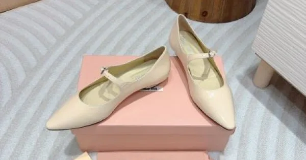 2026 北欧ブランド MIU MIU ミュウミュウ レディース ハイヒール 商品画像 12