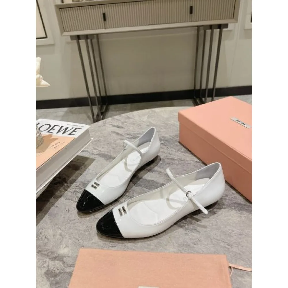 MIU MIU ミュウミュウ 2024FW レディース ハイヒール きちんと感がある 商品画像 5