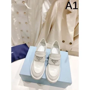 2026 今年のトレンドを先取り PRADA プラダ レディース ハイヒール 商品画像 1