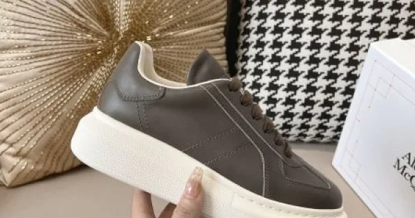 2026 大注目 ALEXANDER WANG アレキサンダーワン レディース用 カジュアルシューズ 商品画像 11