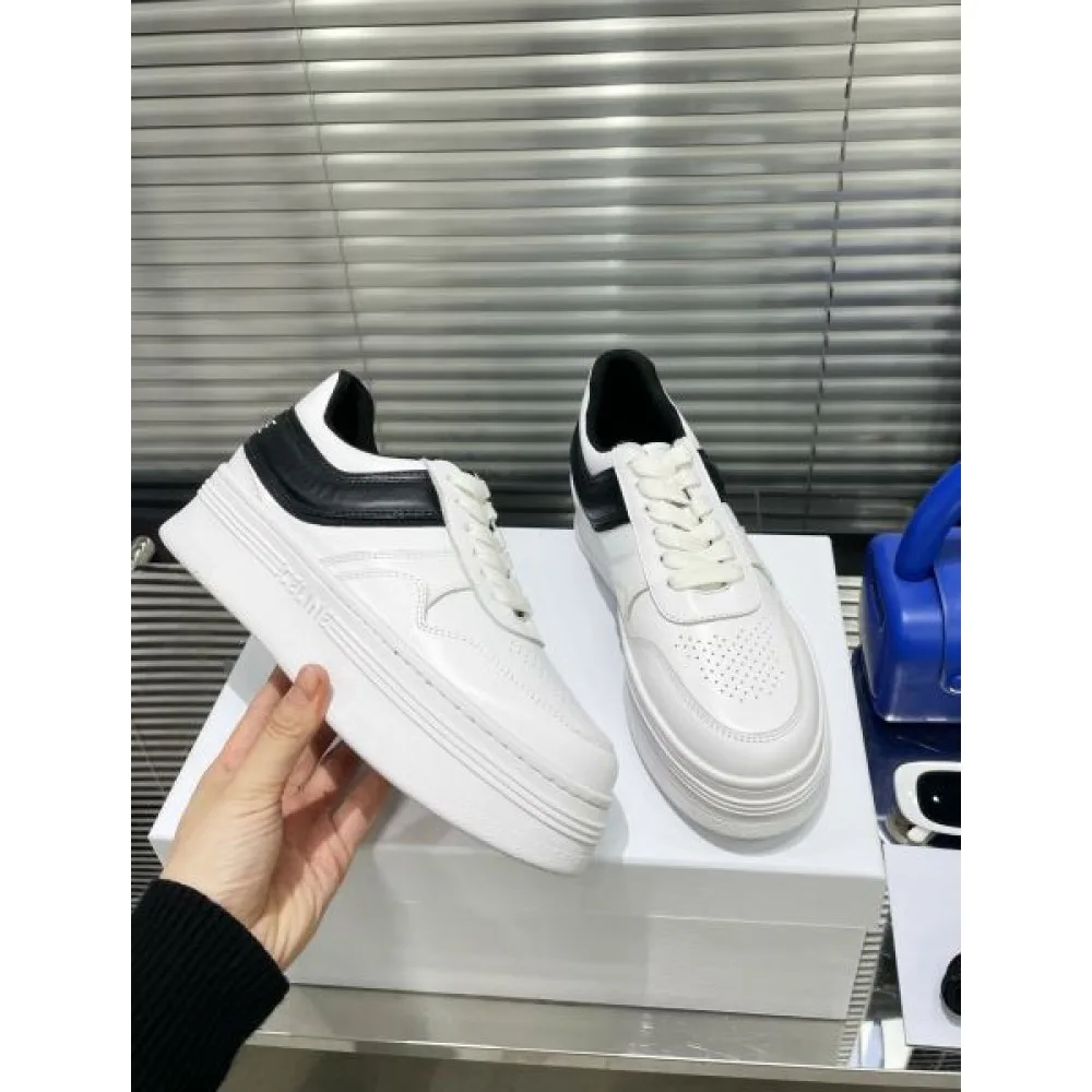 2026 今っぽいスタイルに決まる CELINE セリーヌ レディース用 カジュアルシューズ 商品画像 3