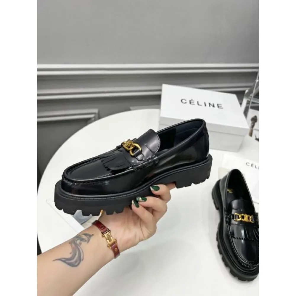 2026 自分らしいスタイリング CELINE セリーヌ レディース用 カジュアルシューズ 商品画像 4
