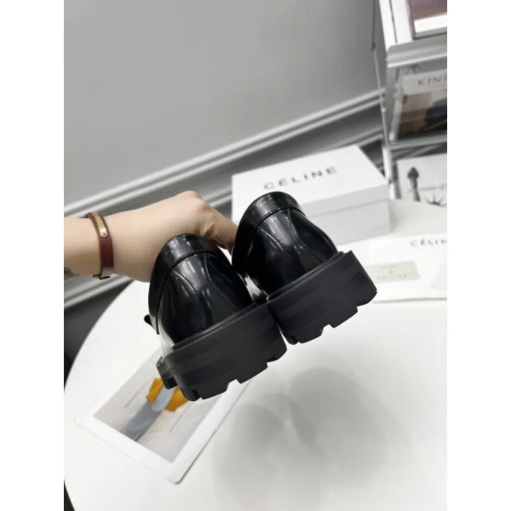 2026 自分らしいスタイリング CELINE セリーヌ レディース用 カジュアルシューズ 商品画像 8