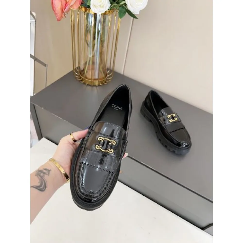 2026 お洒落さんの愛用率が高い CELINE セリーヌ レディース用 カジュアルシューズ 商品画像 3