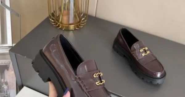 2026 お洒落さんの愛用率が高い CELINE セリーヌ レディース用 カジュアルシューズ 商品画像 11
