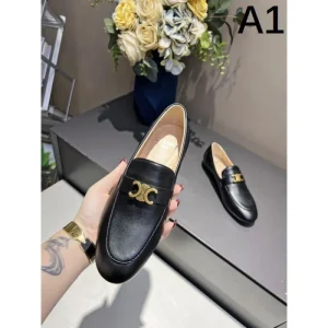 2026 夏新品完売間近 CELINE セリーヌ レディース用 カジュアルシューズ 商品画像 1