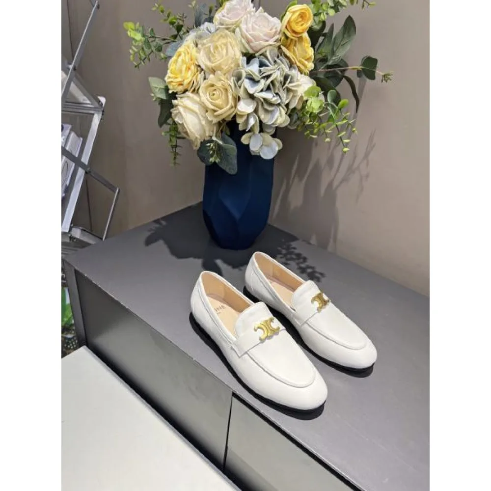 2026 夏新品完売間近 CELINE セリーヌ レディース用 カジュアルシューズ 商品画像 4