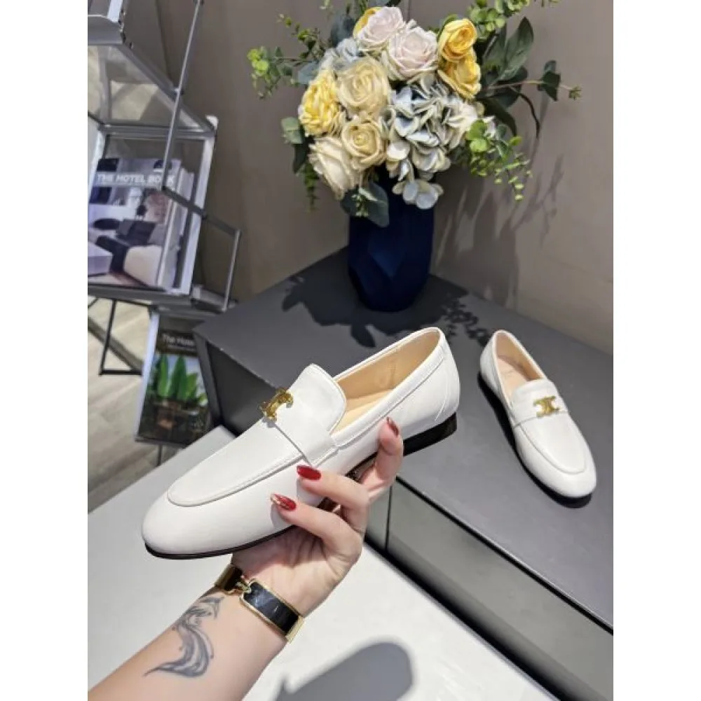 2026 夏新品完売間近 CELINE セリーヌ レディース用 カジュアルシューズ 商品画像 6