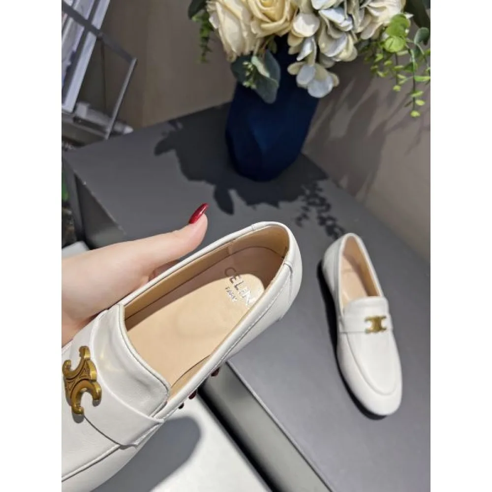 2026 夏新品完売間近 CELINE セリーヌ レディース用 カジュアルシューズ 商品画像 7