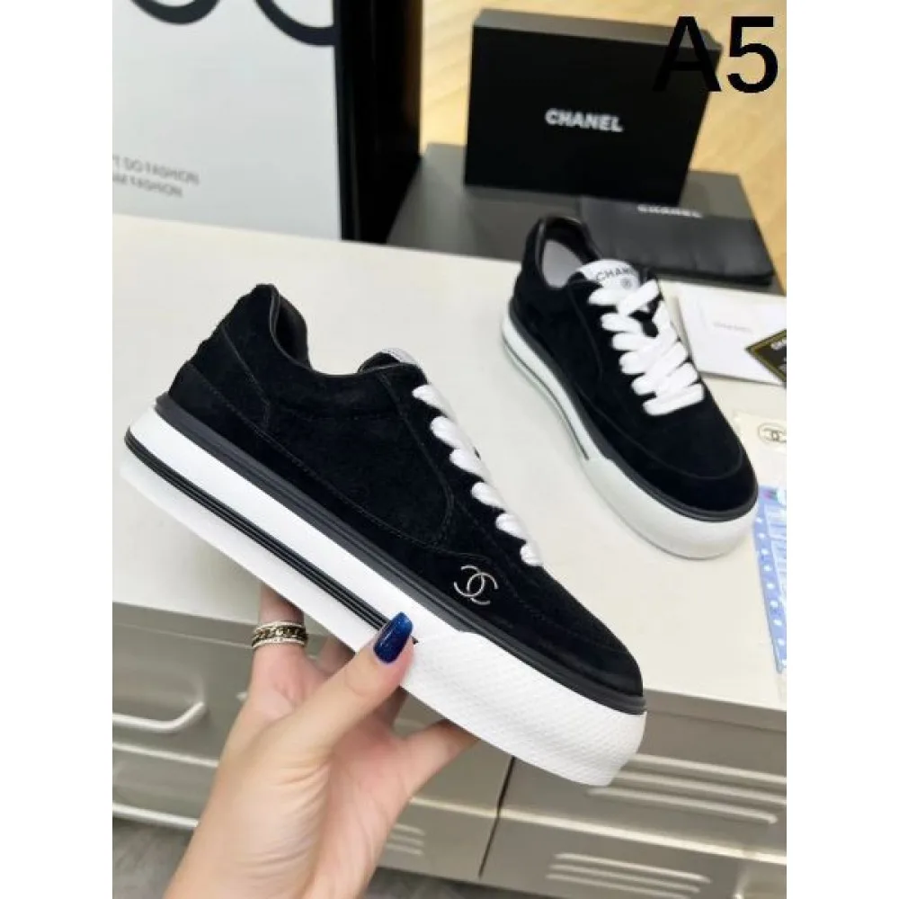 2026 定番のストリートスタイル CHANEL シャネル レディース用 カジュアルシューズ 商品画像 5