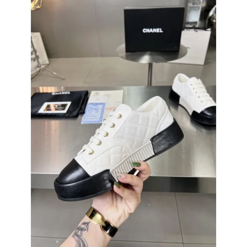 2026 著名人やセレブも愛用する CHANEL シャネル レディース用 カジュアルシューズ 商品画像 4