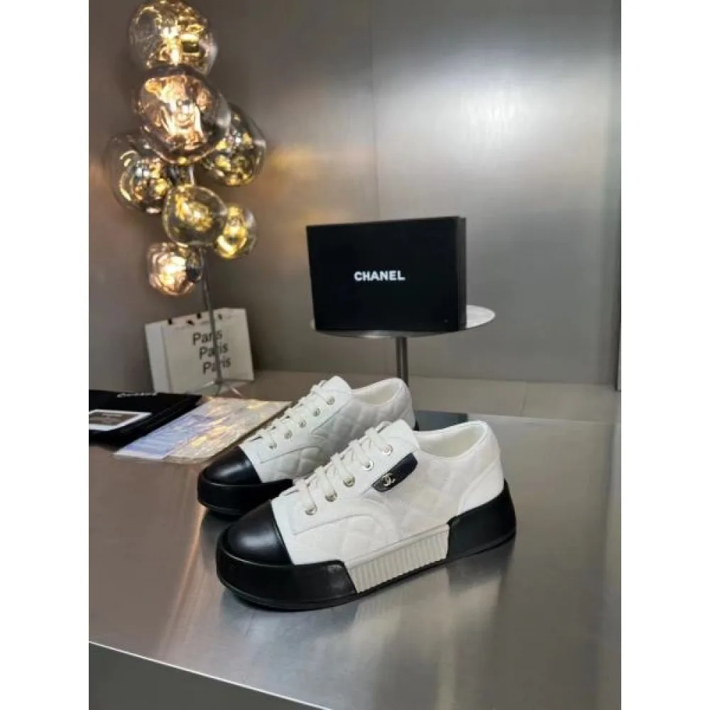 2026 著名人やセレブも愛用する CHANEL シャネル レディース用 カジュアルシューズ 商品画像 8