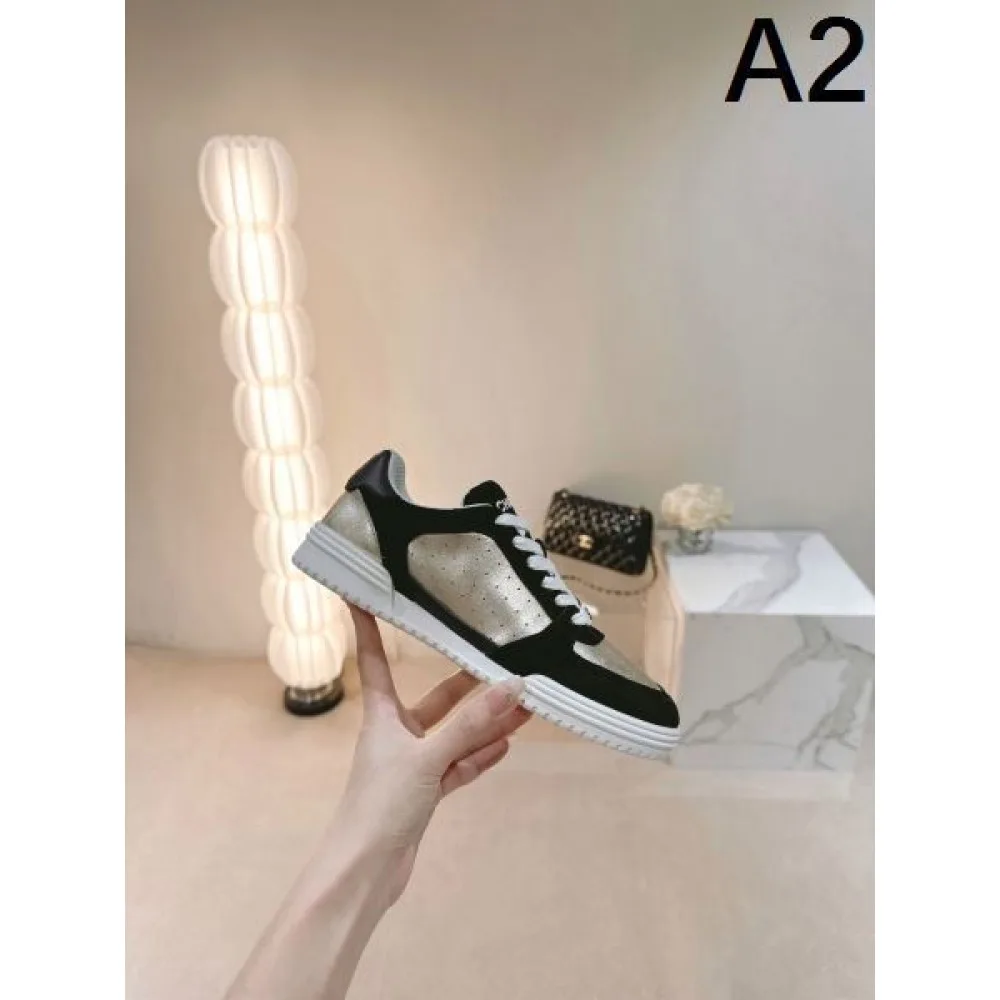 2026 季節の変わり目に活躍する CHANEL シャネル レディース用 カジュアルシューズ 商品画像 2