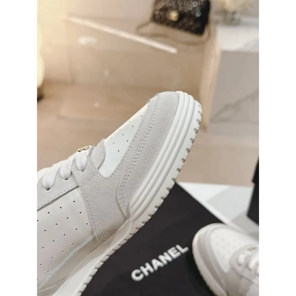 2026 季節の変わり目に活躍する CHANEL シャネル レディース用 カジュアルシューズ 商品画像 6