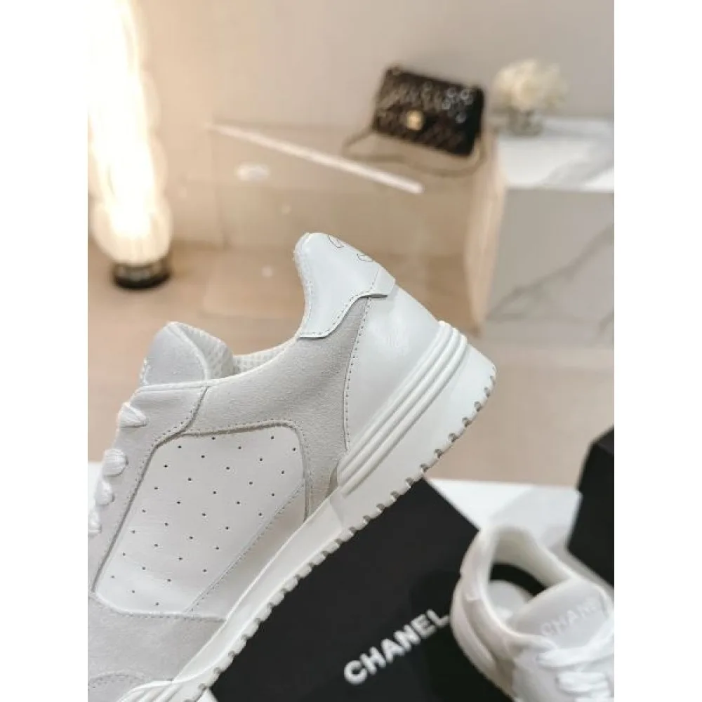 2026 季節の変わり目に活躍する CHANEL シャネル レディース用 カジュアルシューズ 商品画像 7