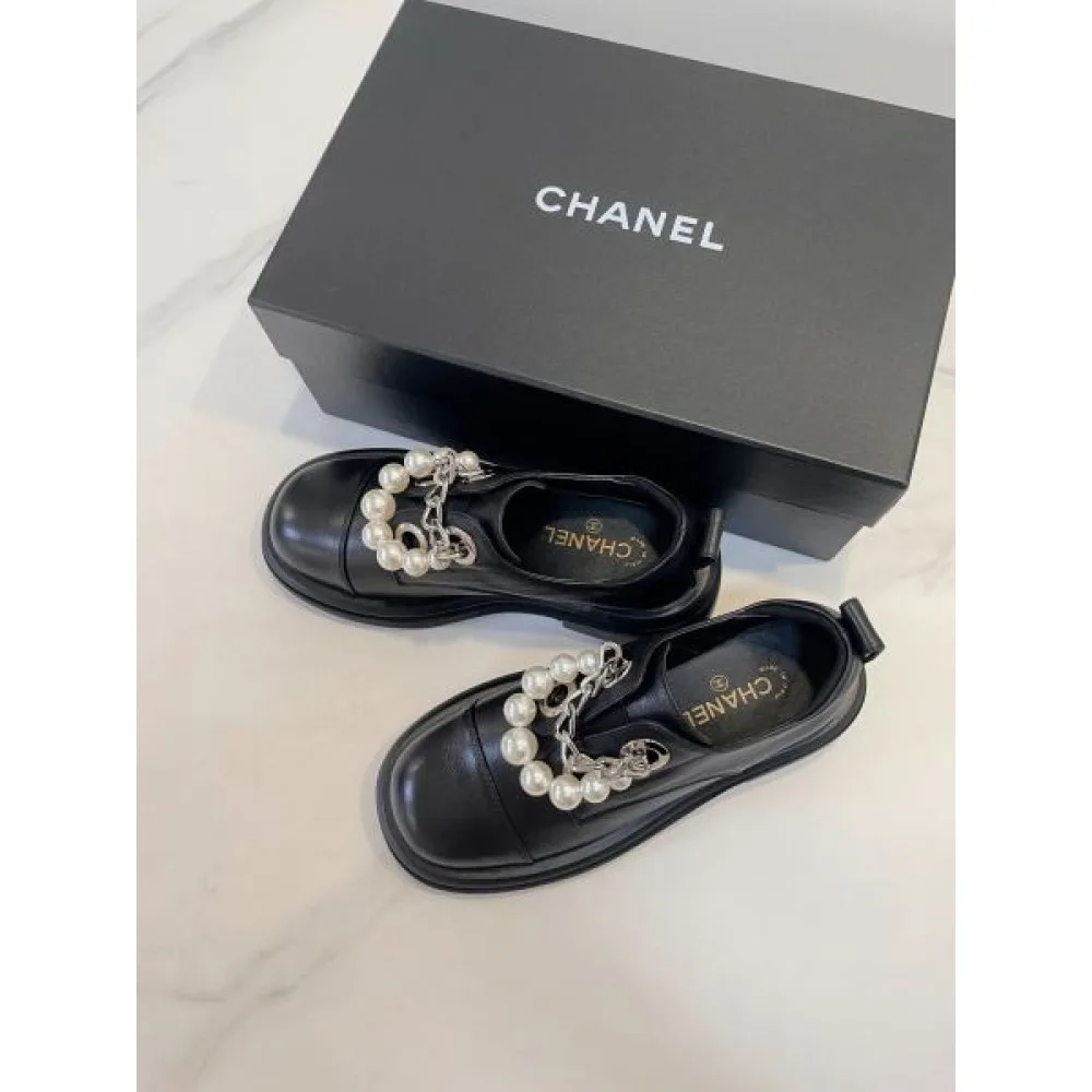 2026 夏コーデの主役級 CHANEL シャネル レディース用 カジュアルシューズ 商品画像 6
