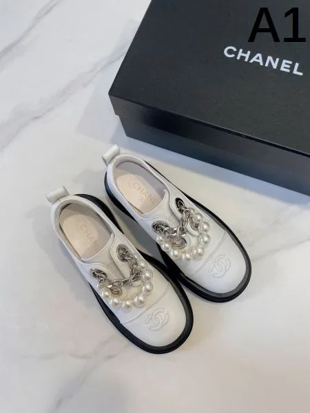 2026 夏コーデの主役級 CHANEL シャネル レディース用 カジュアルシューズ 商品画像 11
