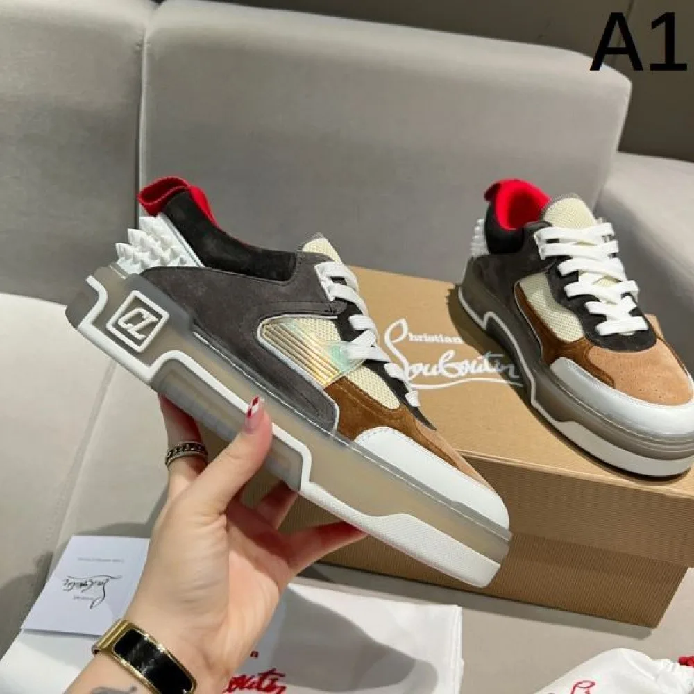 2026 注目度が高い CHRISTIAN LOUBOUTIN クリスチャンルブタン レディース用 カジュアルシューズ 商品画像 1