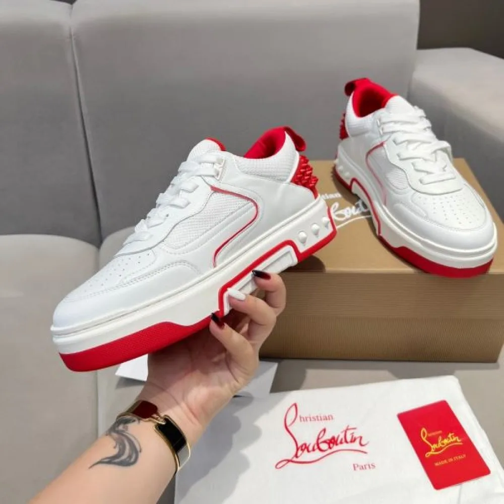 2026 注目度が高い CHRISTIAN LOUBOUTIN クリスチャンルブタン レディース用 カジュアルシューズ 商品画像 5