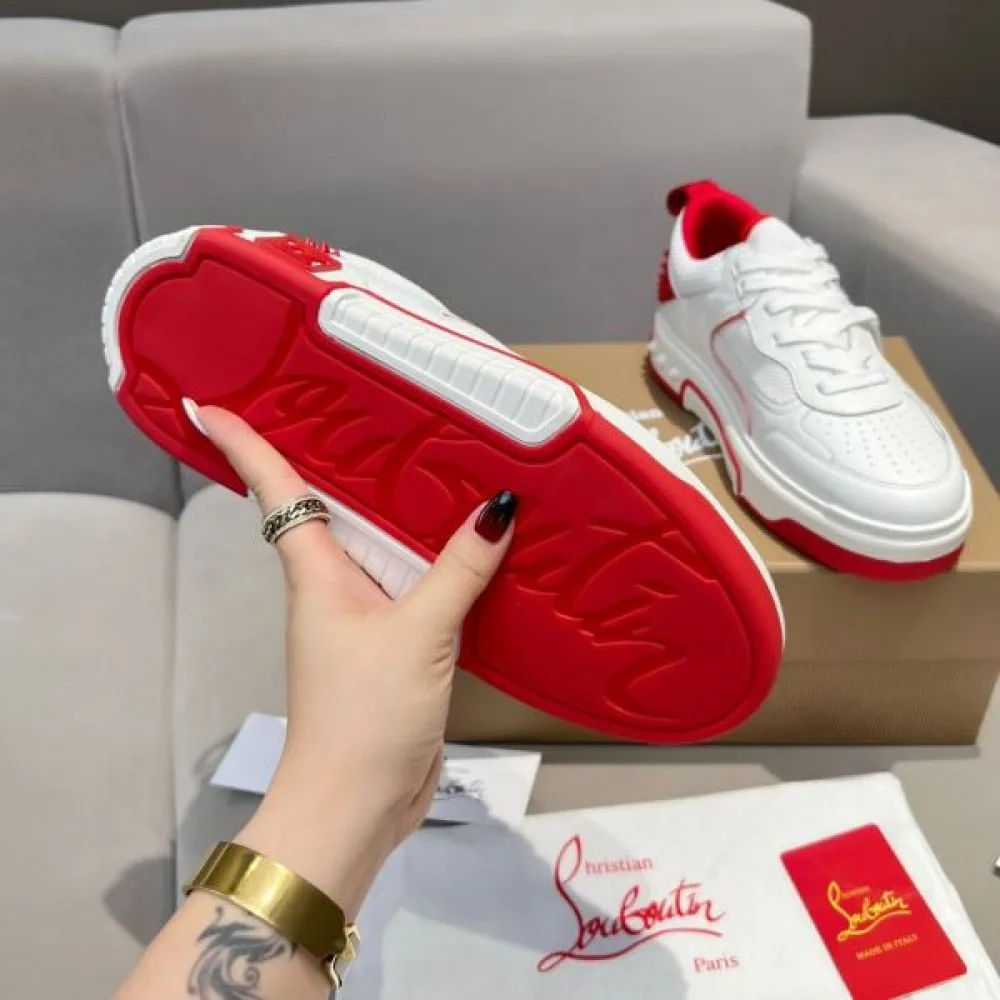 2026 注目度が高い CHRISTIAN LOUBOUTIN クリスチャンルブタン レディース用 カジュアルシューズ 商品画像 9