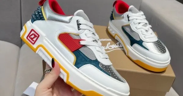 2026 抜け感のある CHRISTIAN LOUBOUTIN クリスチャンルブタン レディース用 カジュアルシューズ 商品画像 11