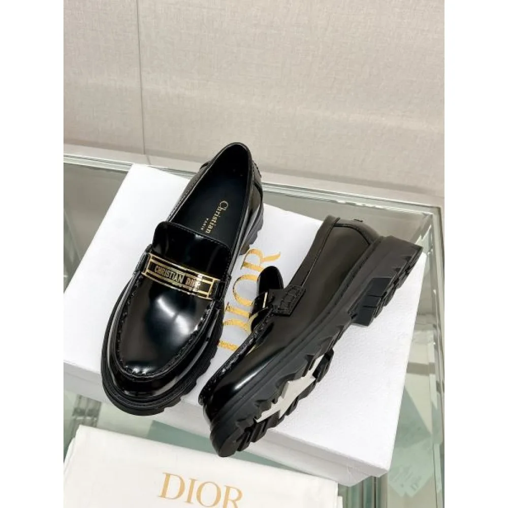 2026 この夏に入れるべき DIOR ディオール レディース用 カジュアルシューズ 商品画像 3