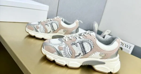 DIOR ディオール 2024FW レディース用 カジュアルシューズ 話題が沸騰中 商品画像 11