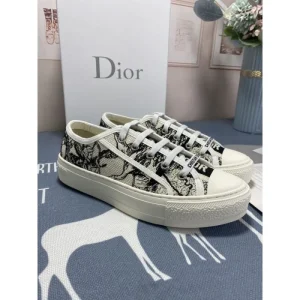 DIOR ディオール 2024FW レディース用 カジュアルシューズ 今季はファション感漂う 商品画像 1
