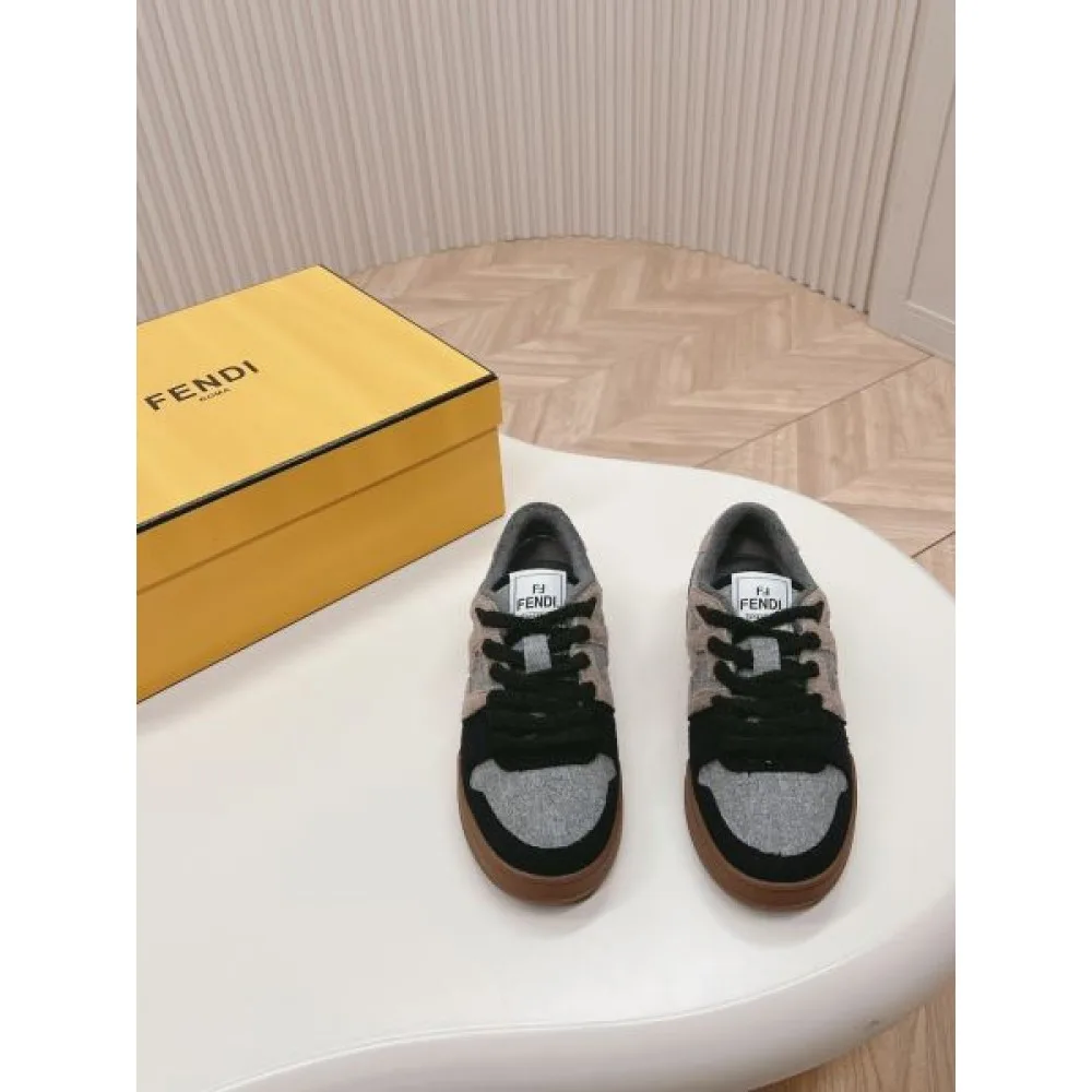 2026 超レアな入手困難品 FENDI フェンデイ レディース用 カジュアルシューズ 商品画像 4
