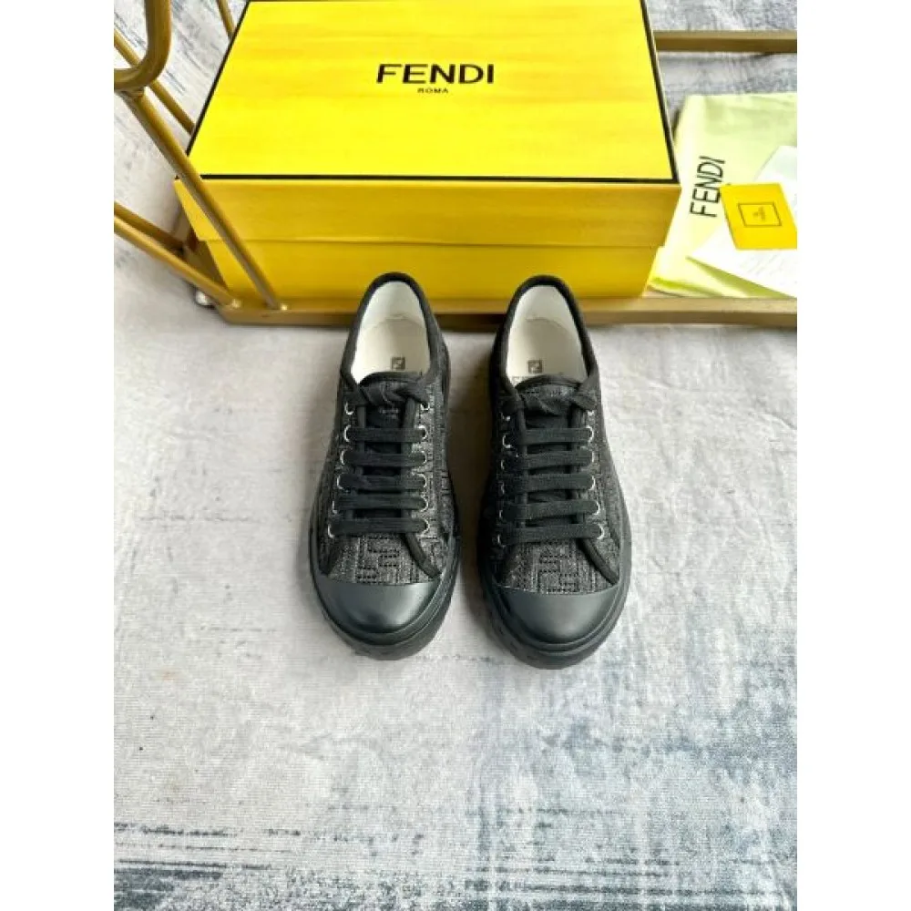 2026 最安価格新品 FENDI フェンデイ レディース用 カジュアルシューズ 商品画像 6