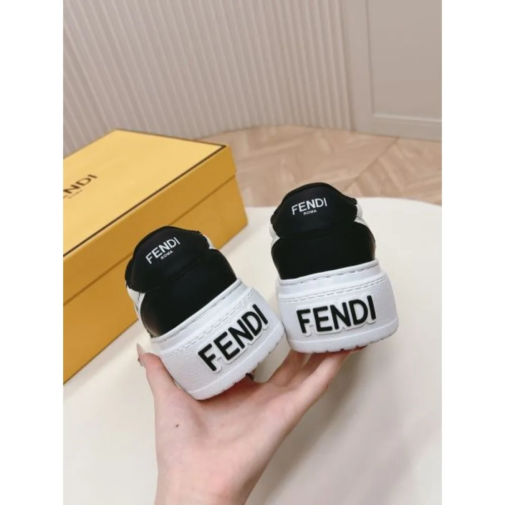 2026 カジュアルの定番 FENDI フェンデイ レディース用 カジュアルシューズ 商品画像 9