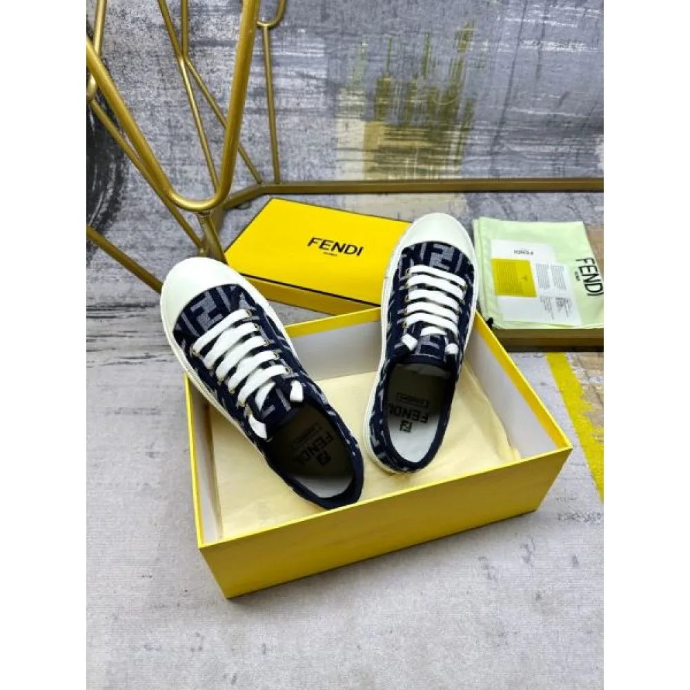 FENDI フェンデイ 2024FW レディース用 カジュアルシューズ お気に入りのデザイン 商品画像 6