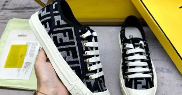 FENDI フェンデイ 2024FW レディース用 カジュアルシューズ お気に入りのデザイン 商品画像 9