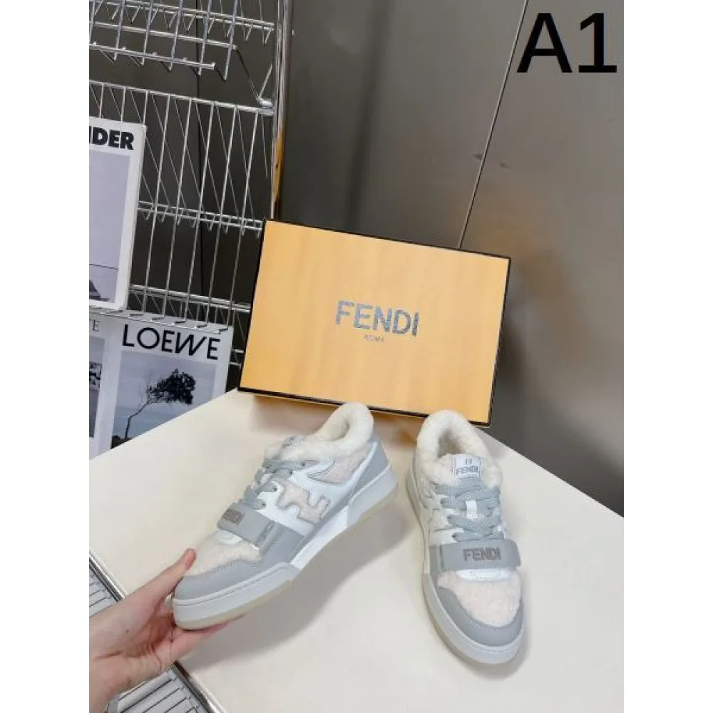 FENDI フェンデイ 2024FW レディース用 カジュアルシューズ 大人っぽく見せてくれ 商品画像 1