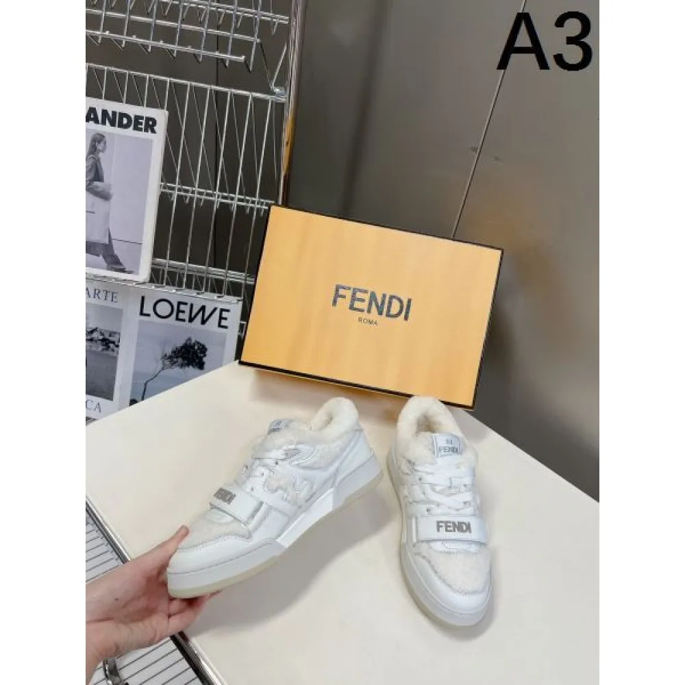 FENDI フェンデイ 2024FW レディース用 カジュアルシューズ 大人っぽく見せてくれ 商品画像 3