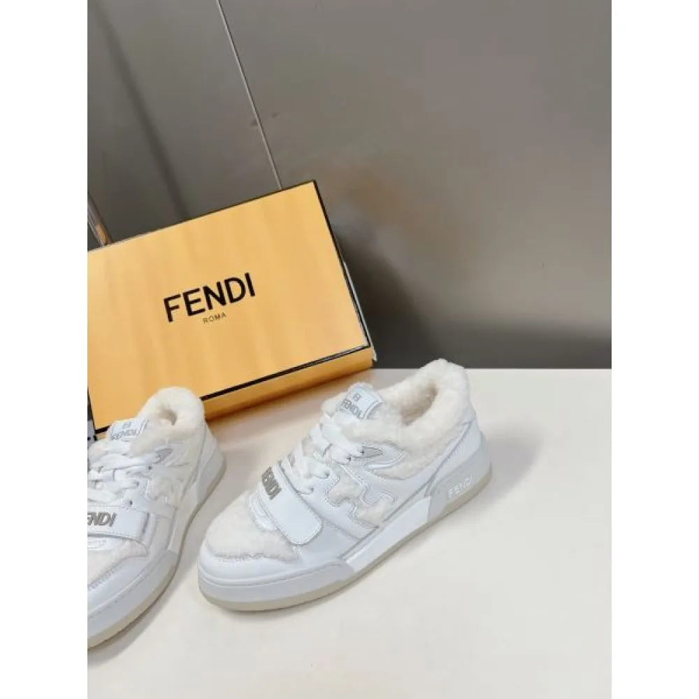 FENDI フェンデイ 2024FW レディース用 カジュアルシューズ 大人っぽく見せてくれ 商品画像 5