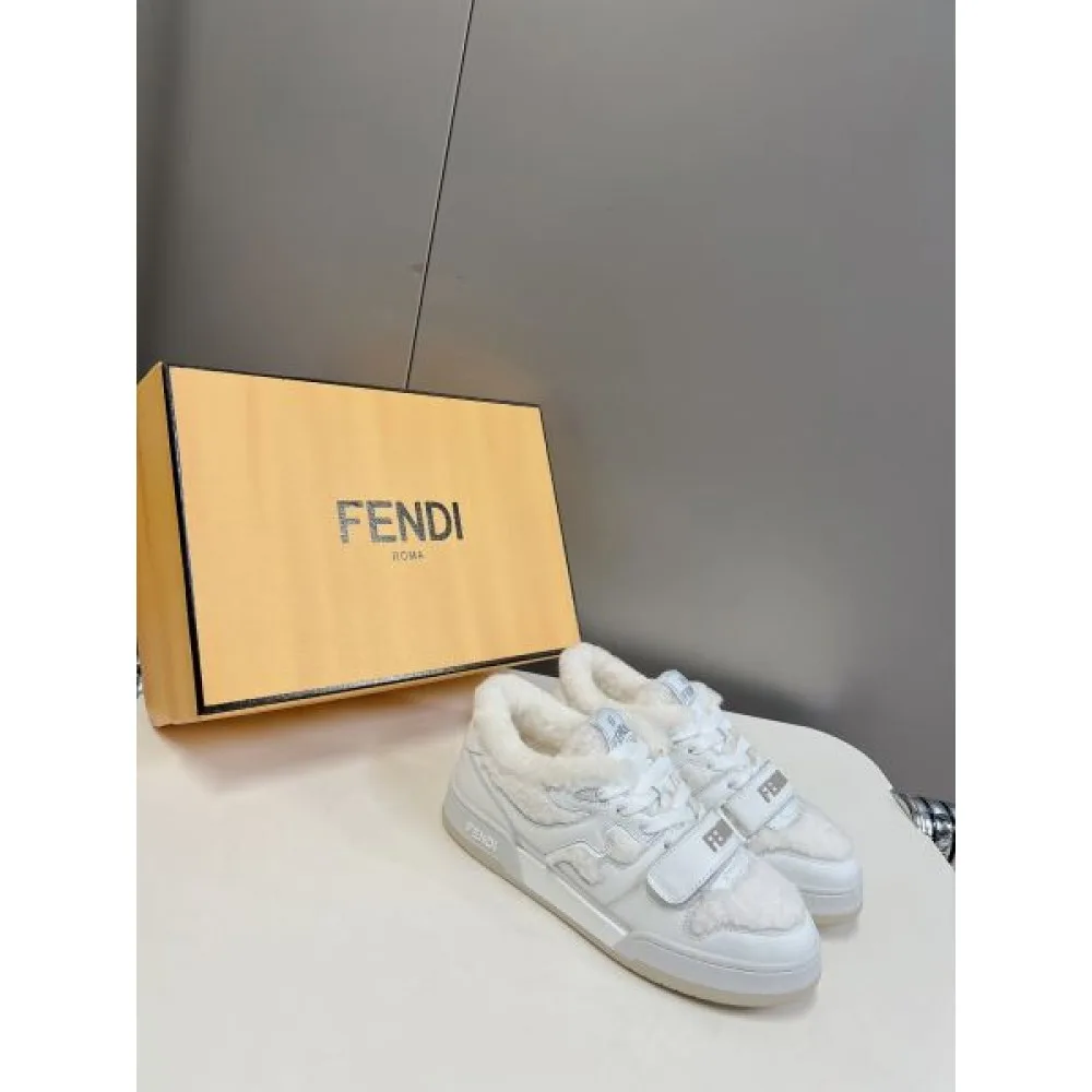 FENDI フェンデイ 2024FW レディース用 カジュアルシューズ 大人っぽく見せてくれ 商品画像 6