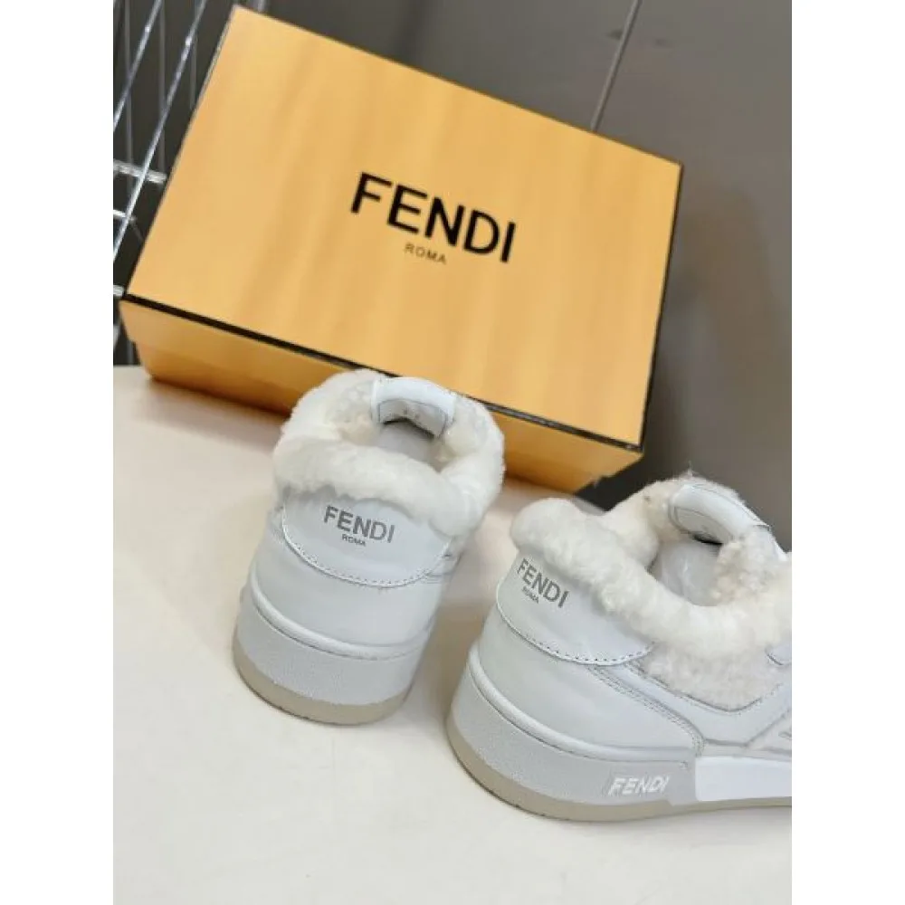 FENDI フェンデイ 2024FW レディース用 カジュアルシューズ 大人っぽく見せてくれ 商品画像 9