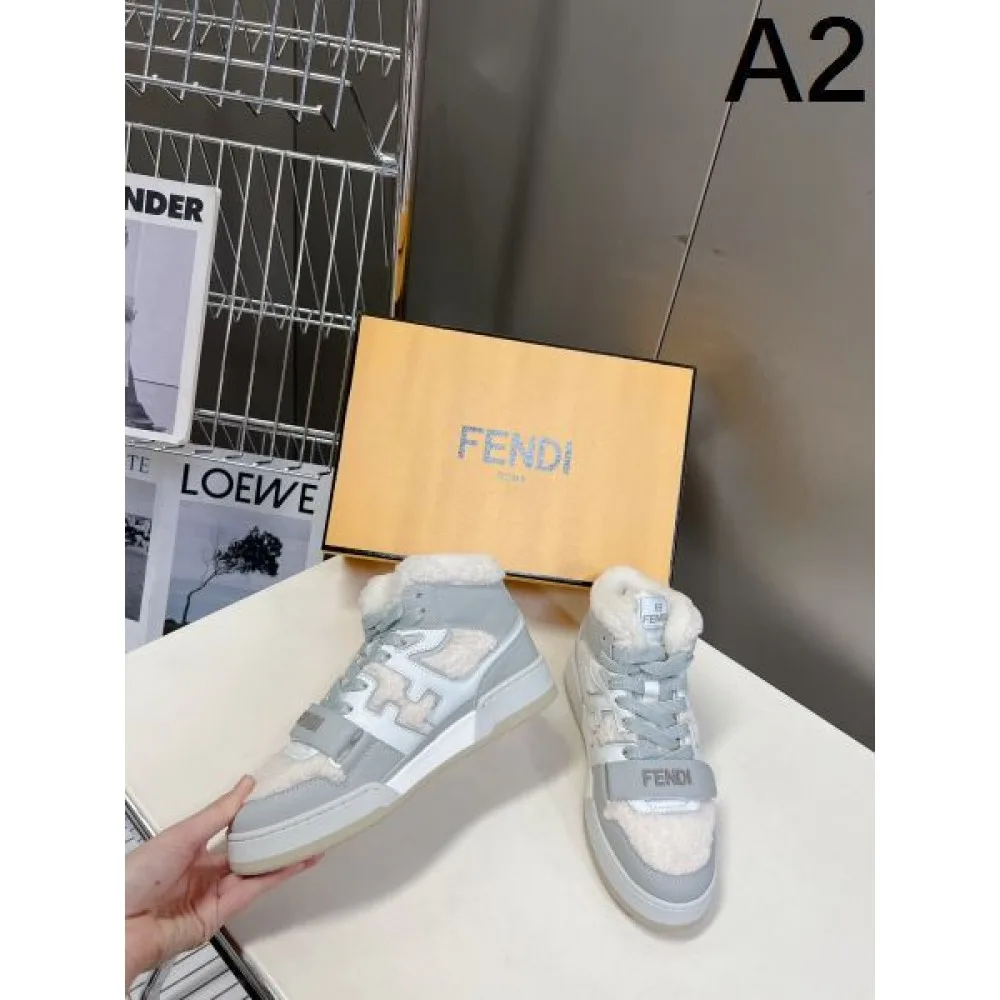 FENDI フェンデイ 2024FW レディース用 カジュアルシューズ とても取り入れやすい 商品画像 2