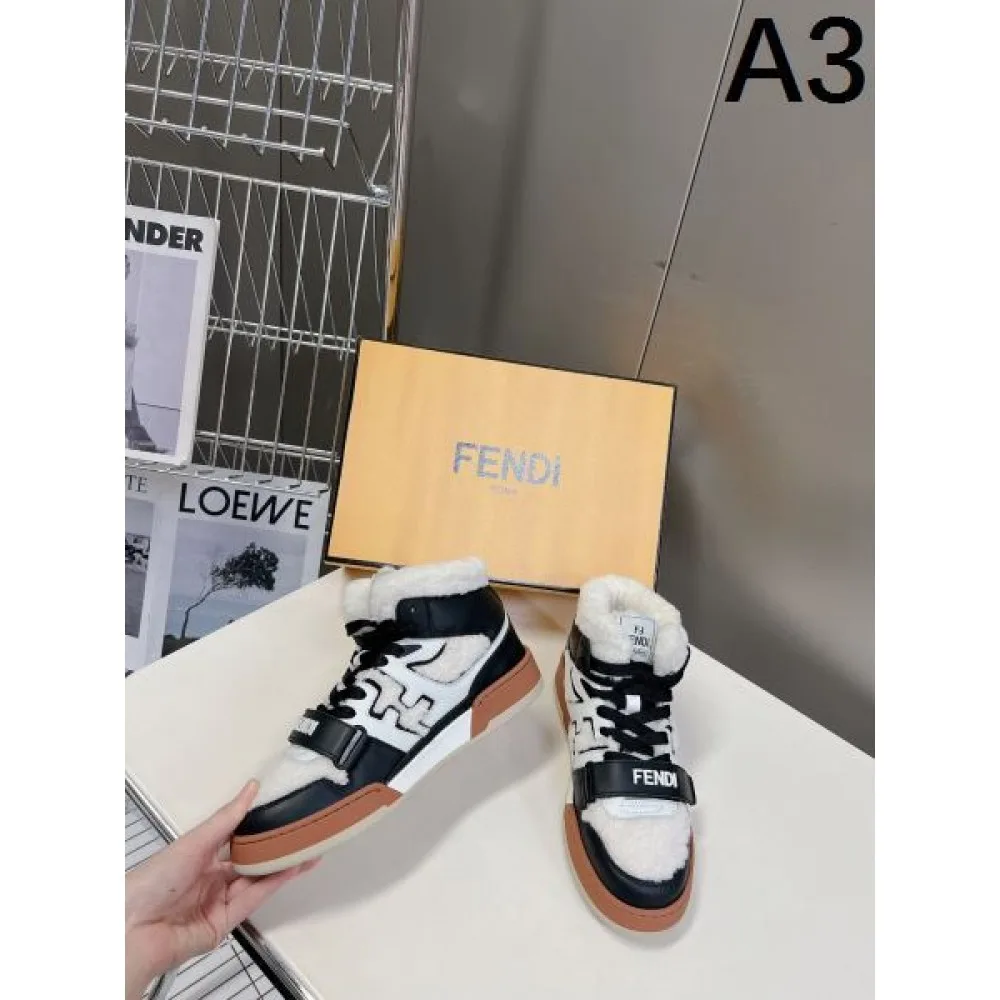 FENDI フェンデイ 2024FW レディース用 カジュアルシューズ とても取り入れやすい 商品画像 3