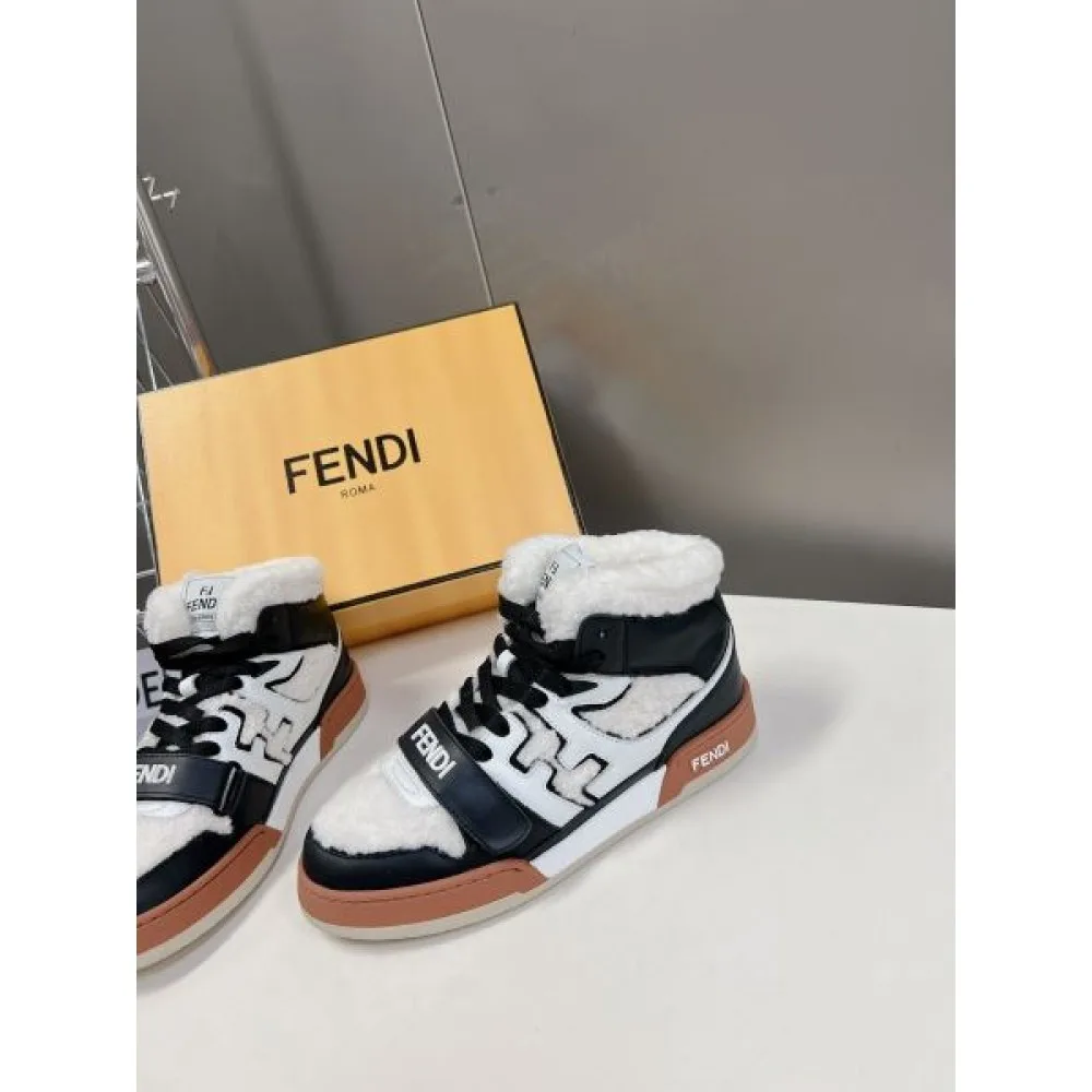 FENDI フェンデイ 2024FW レディース用 カジュアルシューズ とても取り入れやすい 商品画像 6