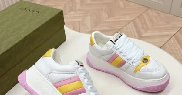 2026 お目立ち度の高い新品 GUCCI グッチ レディース用 カジュアルシューズ 商品画像 12