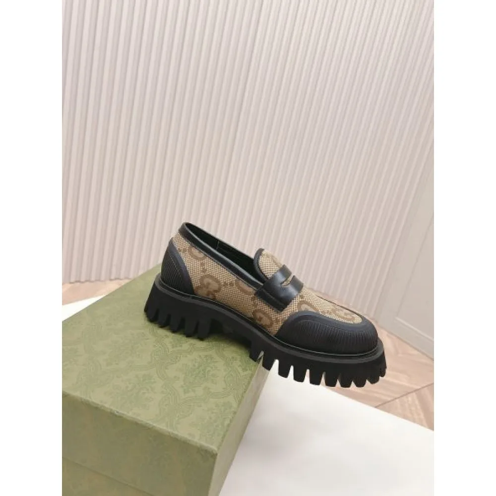 2026 着心地のいいサイズ感 GUCCI グッチ レディース用 カジュアルシューズ 商品画像 5