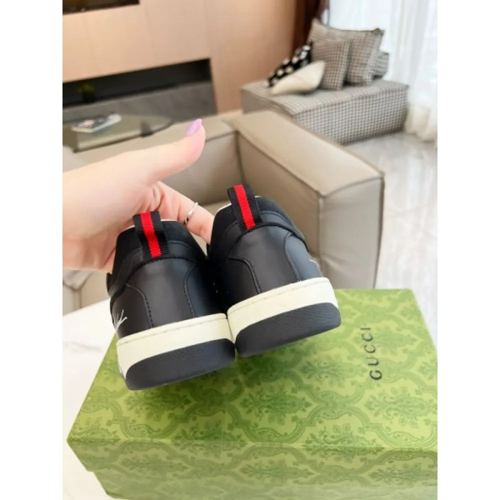 2026 コーデの主役 GUCCI グッチ レディース用 カジュアルシューズ 商品画像 9