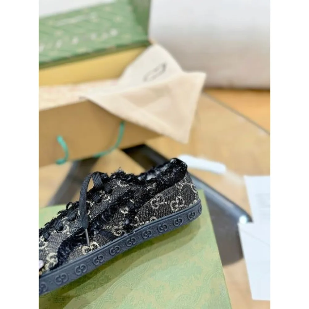 2026 ご好評につき GUCCI グッチ レディース用 カジュアルシューズ 商品画像 6